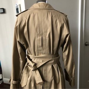 Vintage Burberrys Deep Tan Beige Coat 8- X Long